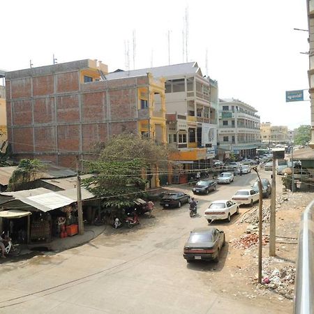 Shang Hai Guesthouse Battambang Eksteriør billede