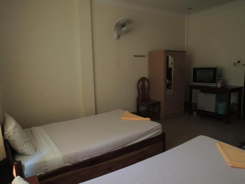 Shang Hai Guesthouse Battambang Værelse billede