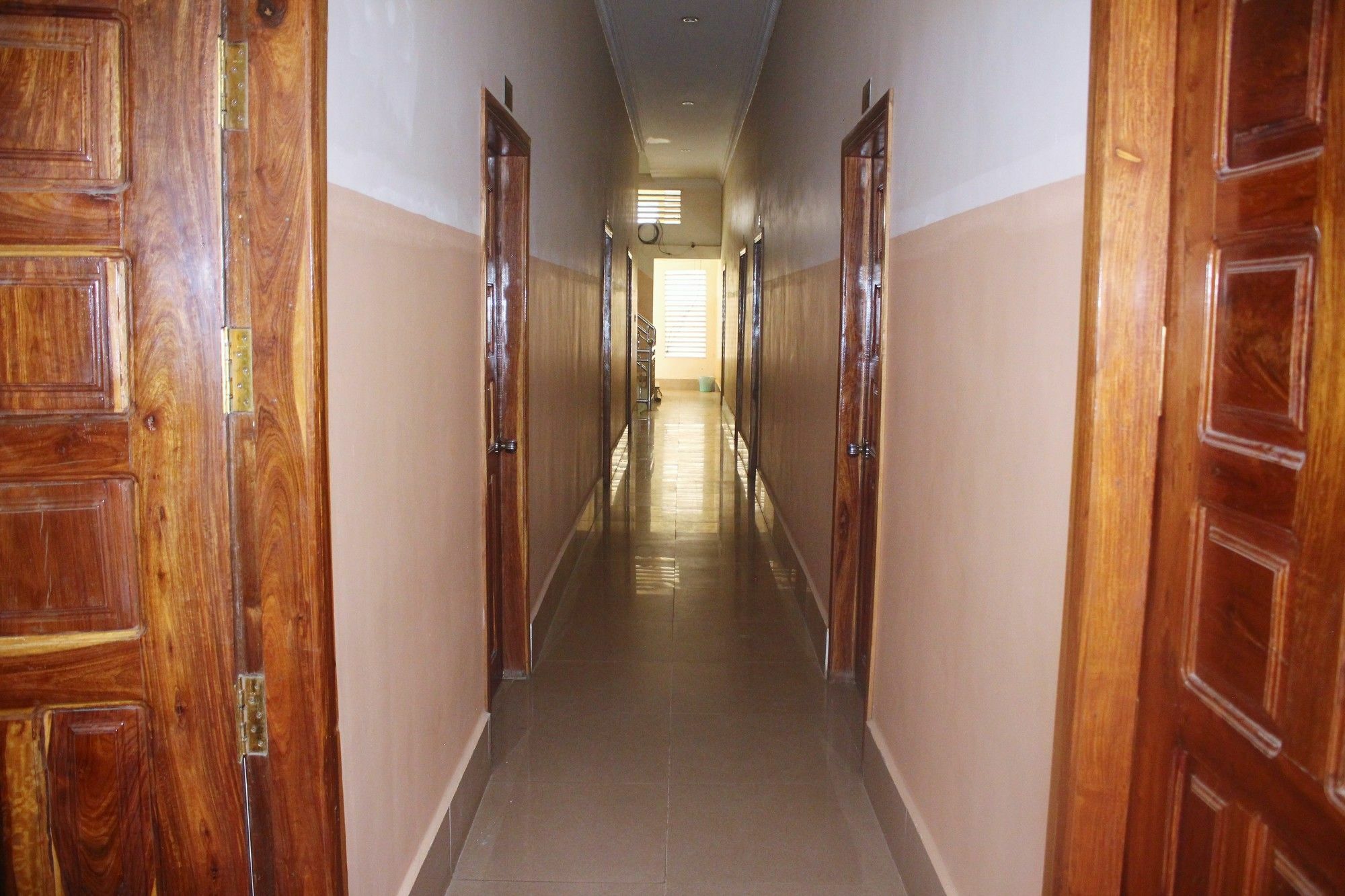 Shang Hai Guesthouse Battambang Eksteriør billede